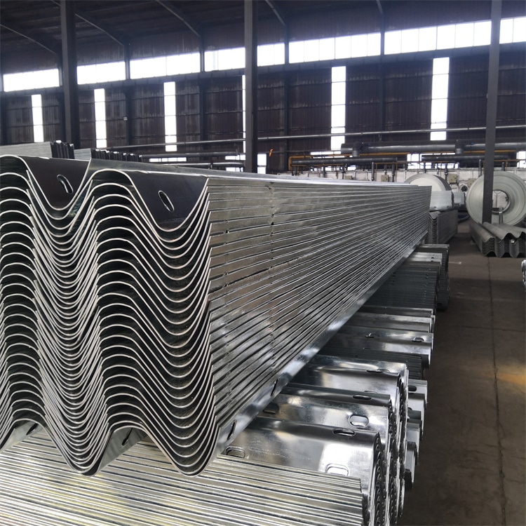 兩波波形護欄板